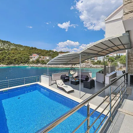 4 Bedroom Cozy In * Ražanj