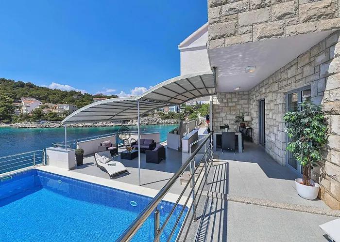 4 Bedroom Cozy In Casa vacanze *