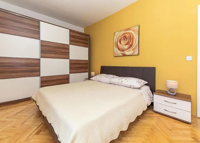 Casa vacanze 4 Bedroom Cozy In